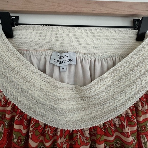 Floral Maxi Peasant Skirt with Print Size: Medium - Picture 8 of 13